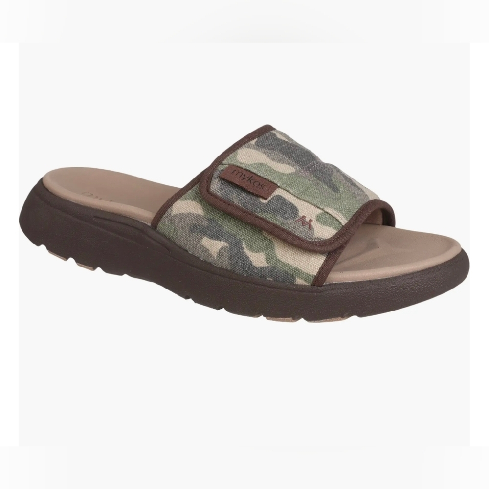 Mycos Gill Camo Men's Sandals Size 8 NWOT